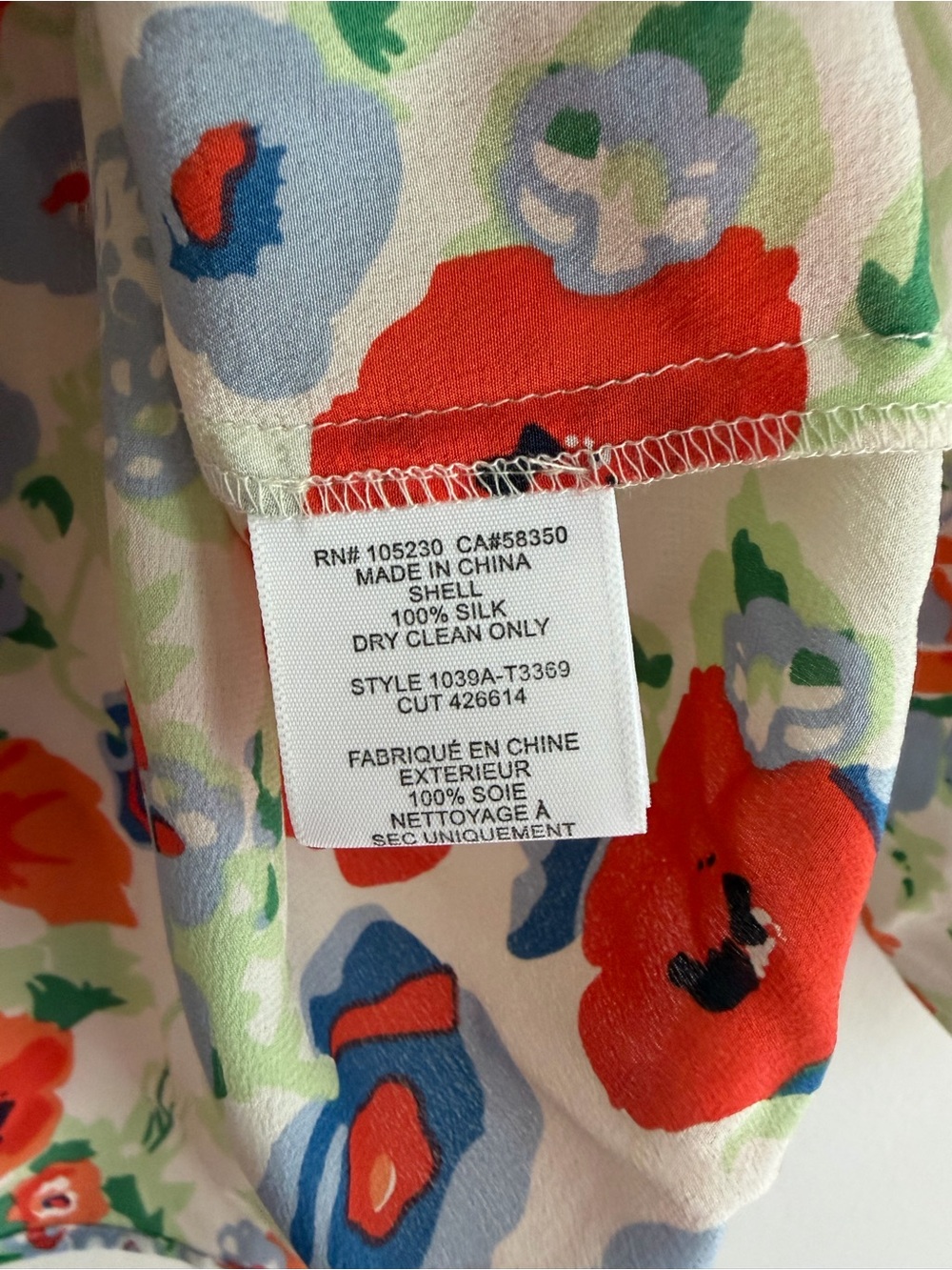Joie 100% Silk Floral V Neck Blouse Size M - Picture 6 of 6